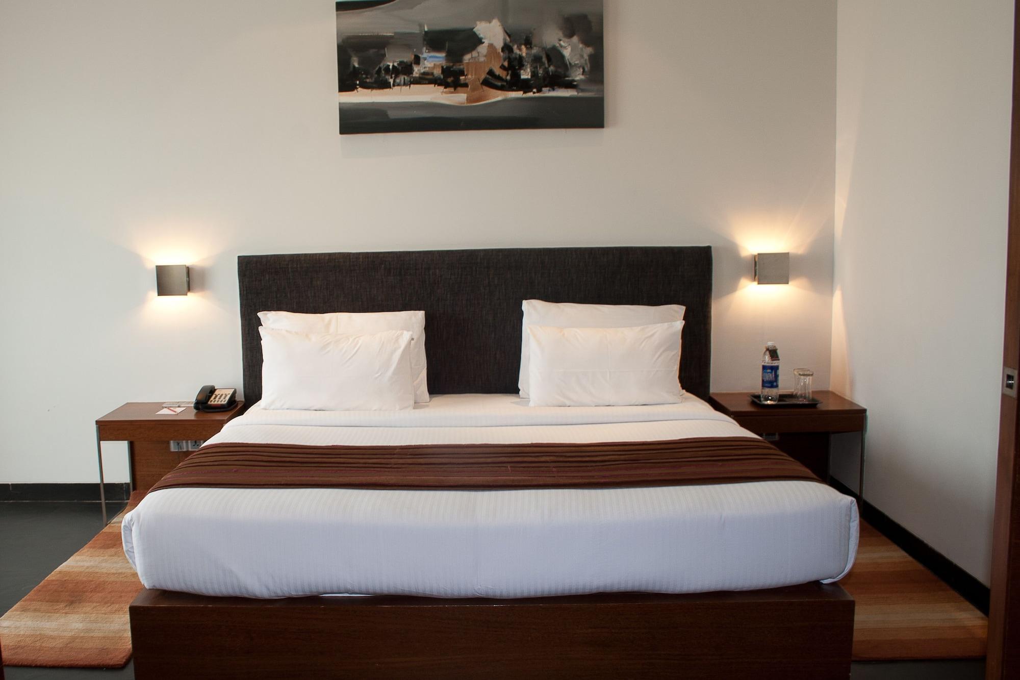 Hotel Parc Estique Пюн Екстериор снимка