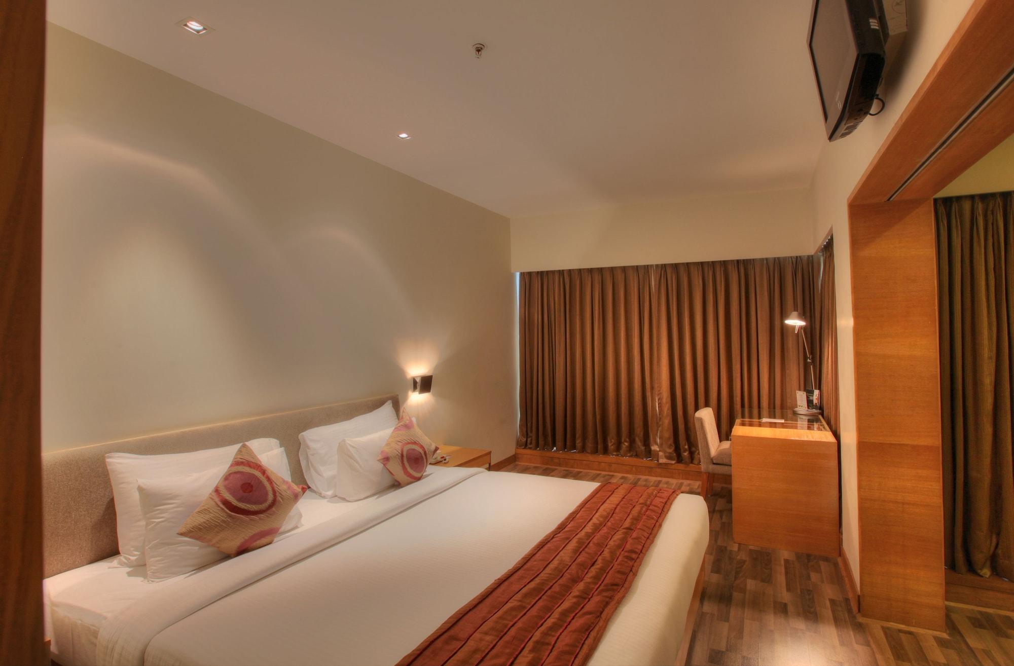 Hotel Parc Estique Пюн Екстериор снимка