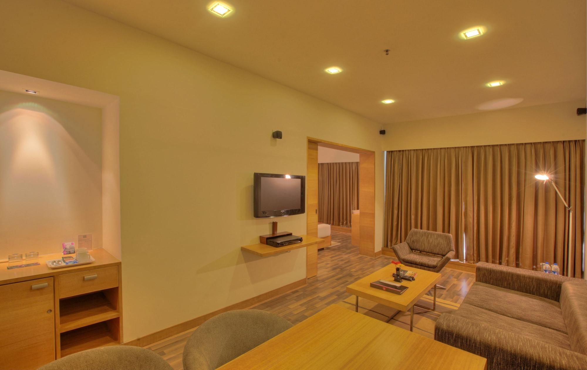 Hotel Parc Estique Пюн Екстериор снимка