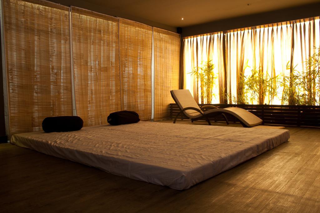 Hotel Parc Estique Пюн Екстериор снимка