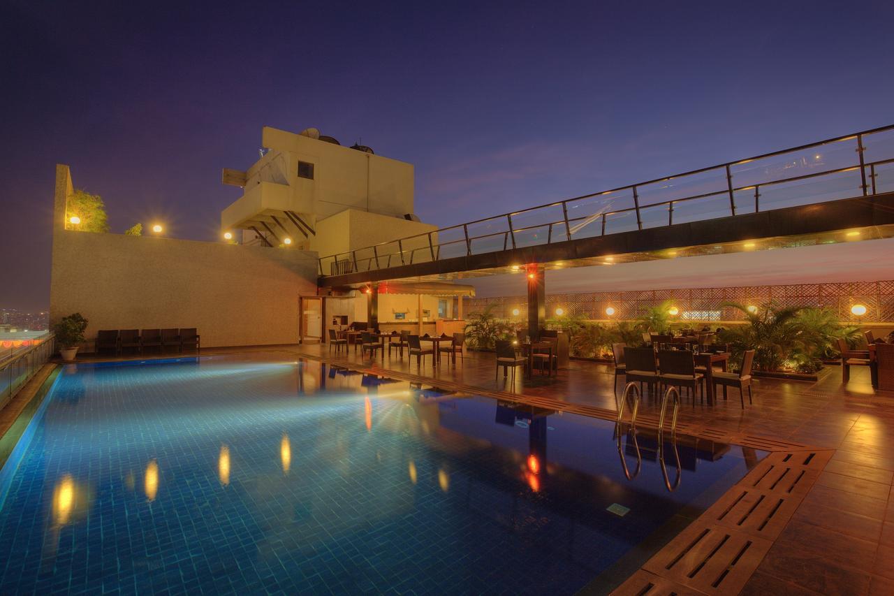 Hotel Parc Estique Пюн Екстериор снимка