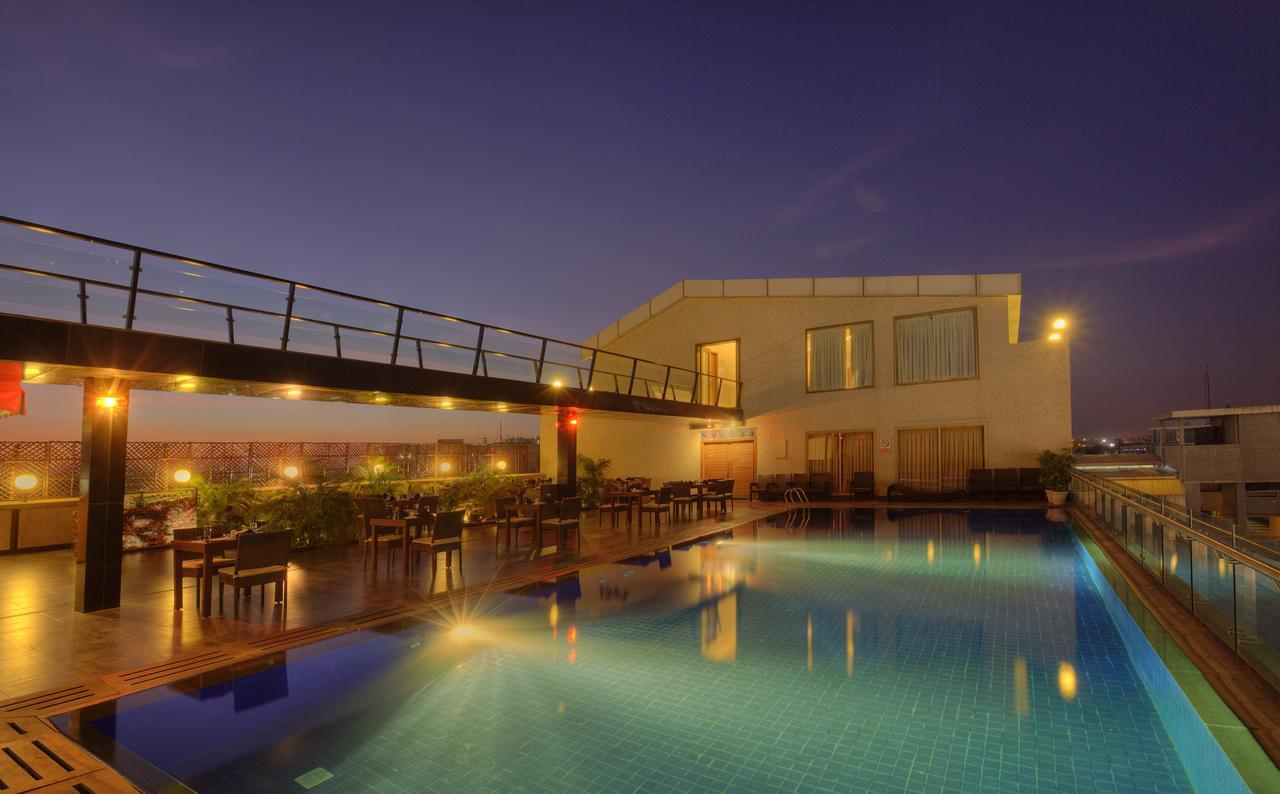 Hotel Parc Estique Пюн Екстериор снимка